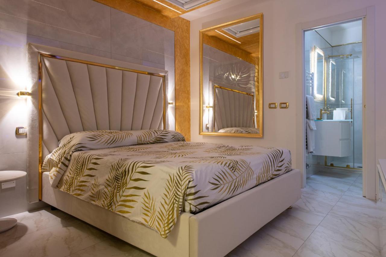 Fashion Apartment Gold Bologna With Jacuzzi & Car Garage Экстерьер фото