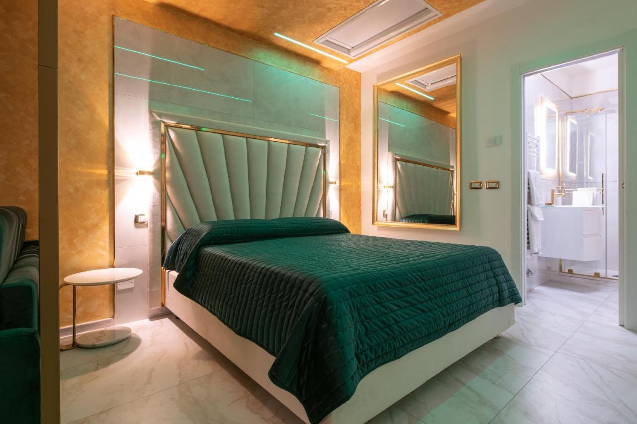 Fashion Apartment Gold Bologna With Jacuzzi & Car Garage Экстерьер фото