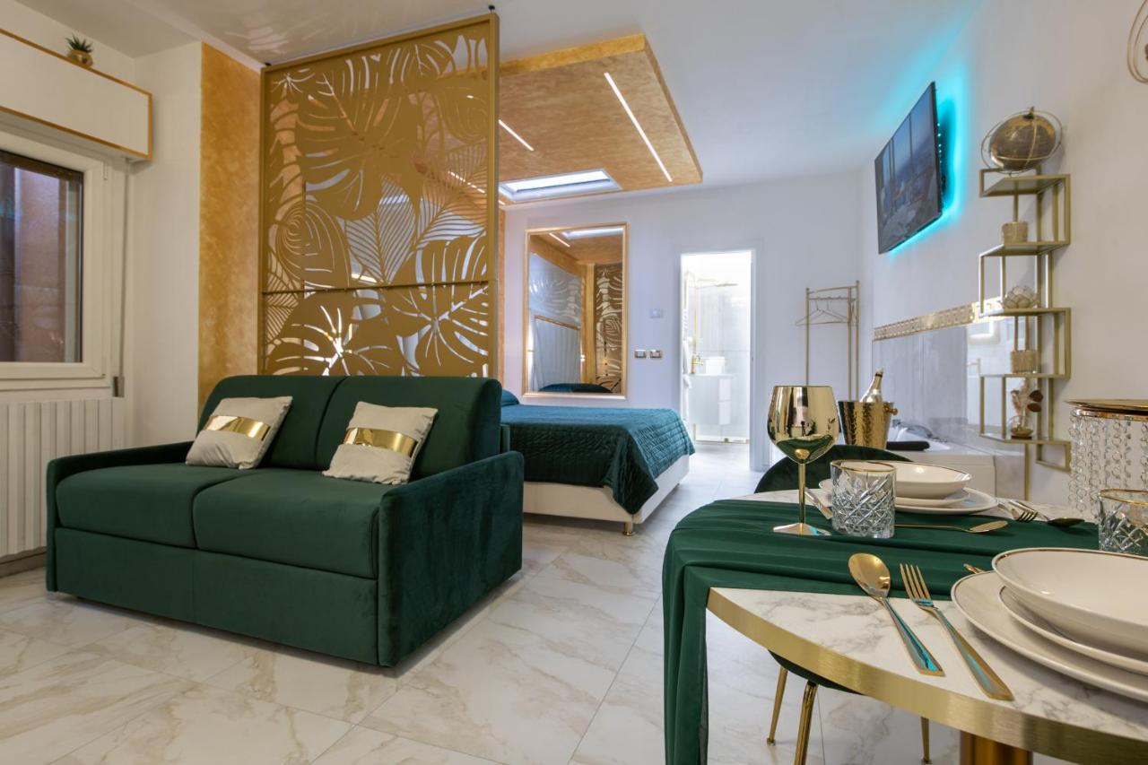 Fashion Apartment Gold Bologna With Jacuzzi & Car Garage Экстерьер фото